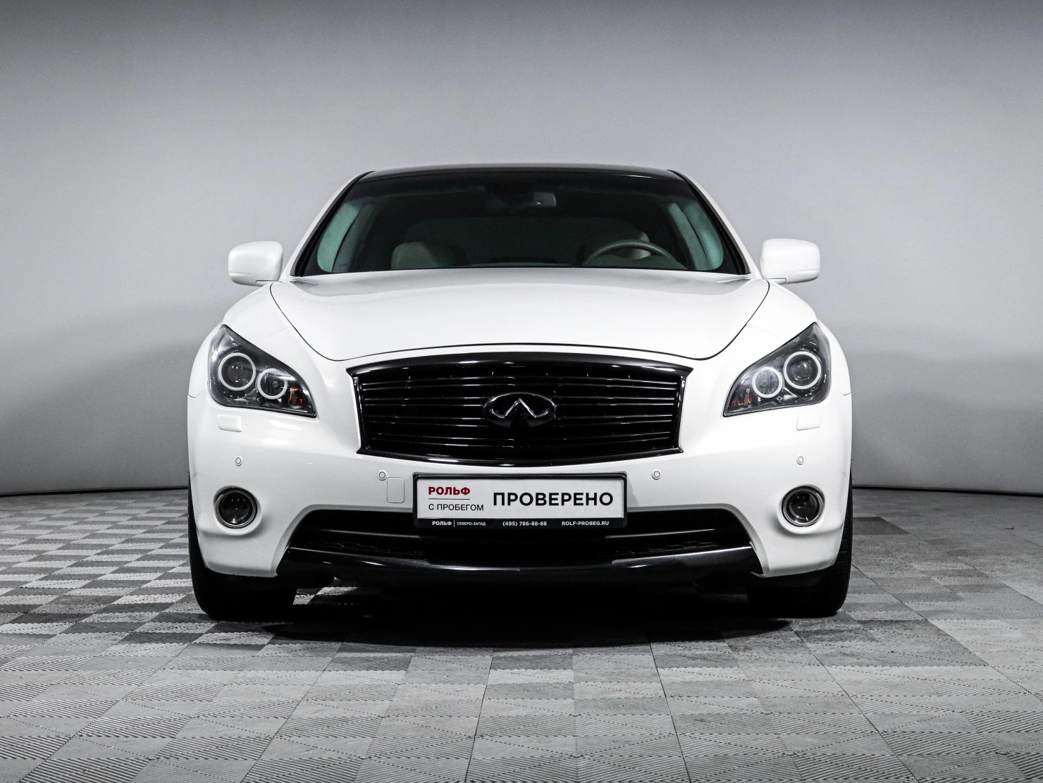 Infiniti M, 2010