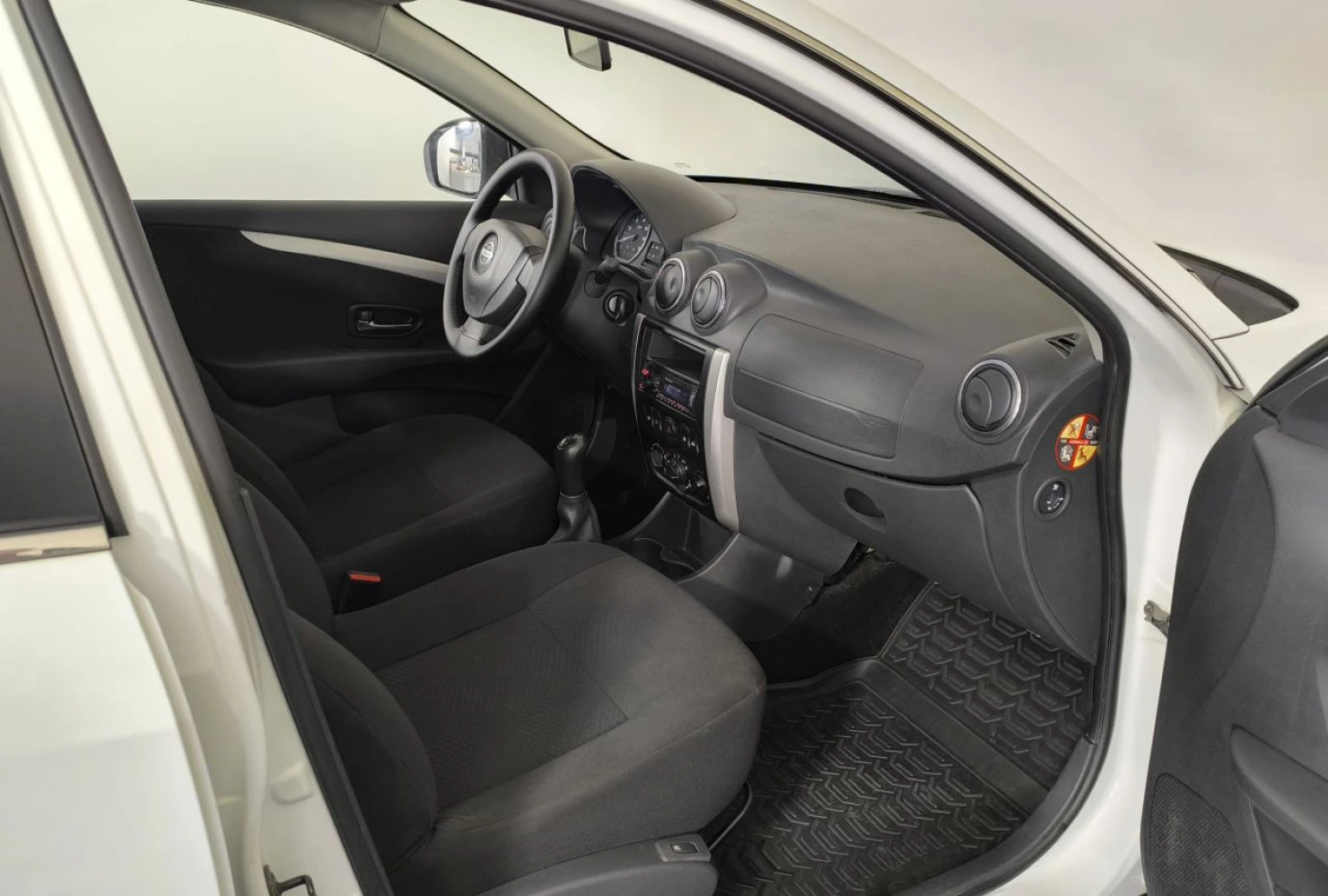 Nissan Almera, 2014