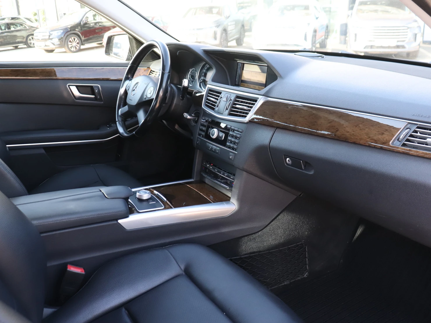 Mercedes-Benz E-Класс, 2012