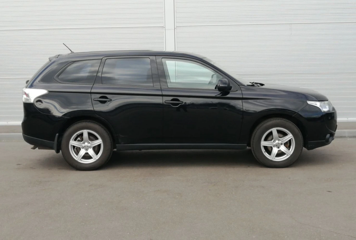Mitsubishi OUTLANDER, 2012