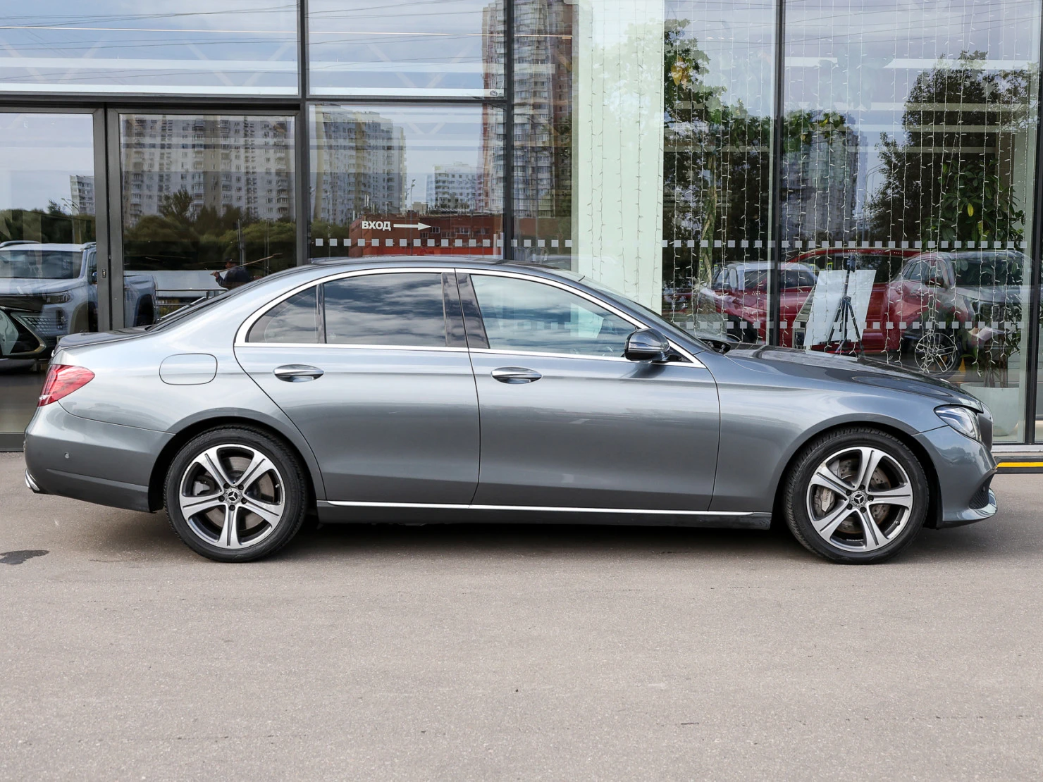 Mercedes-Benz E-Класс, 2017