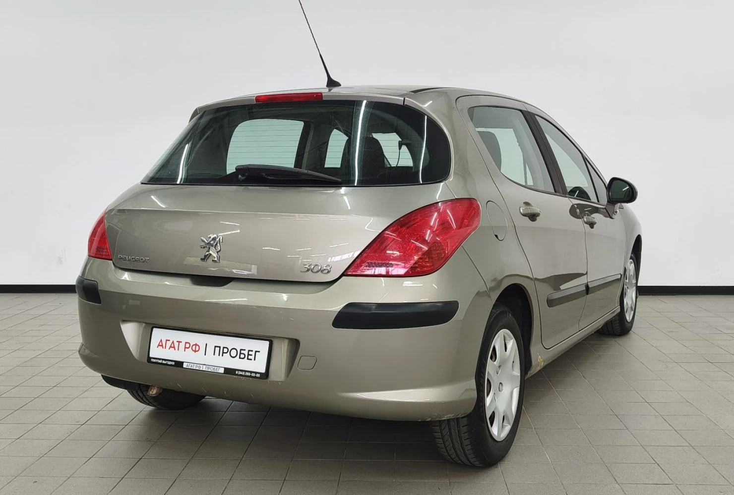 Peugeot 308, 2010