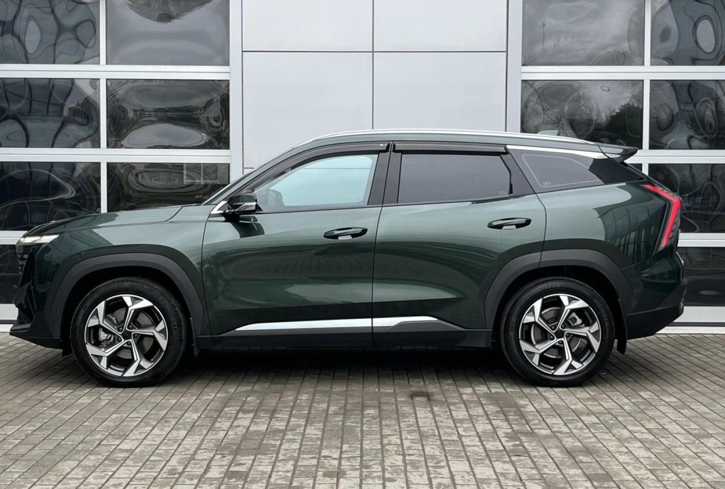 Geely Atlas, 2024