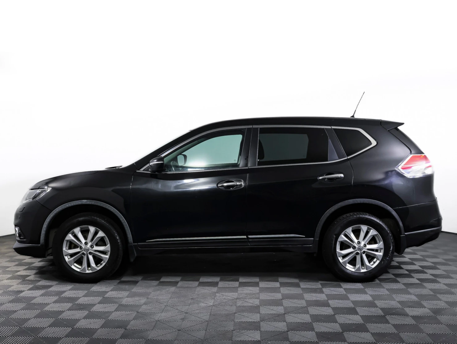 Nissan X-Trail, 2015