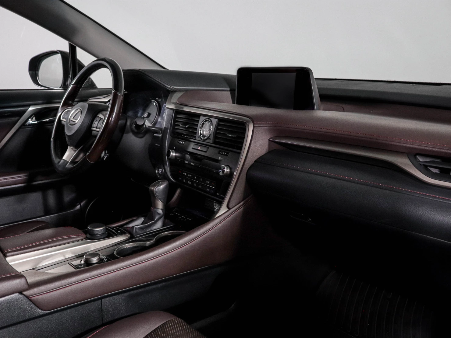 Lexus RX, 2016