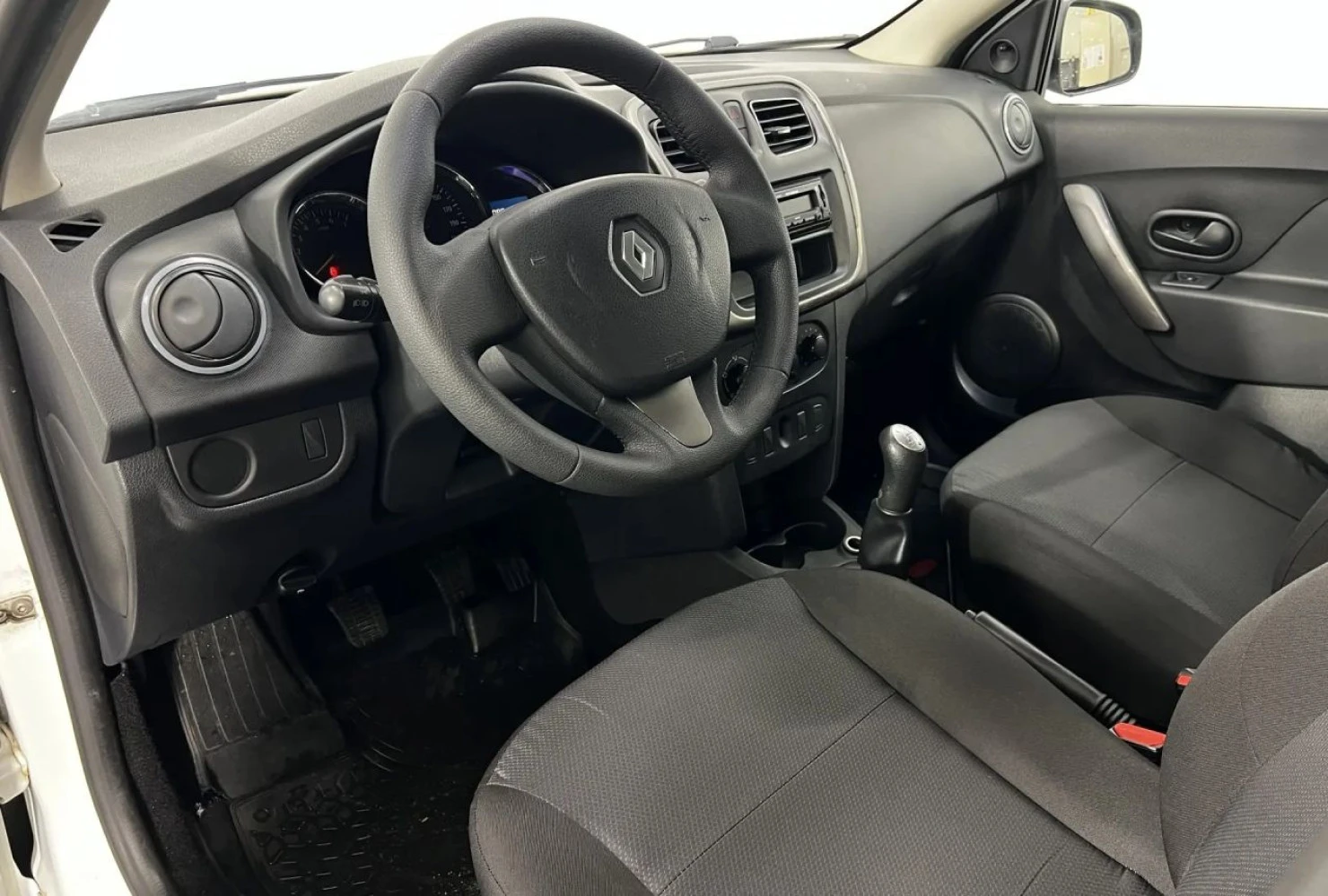Renault Logan, 2014