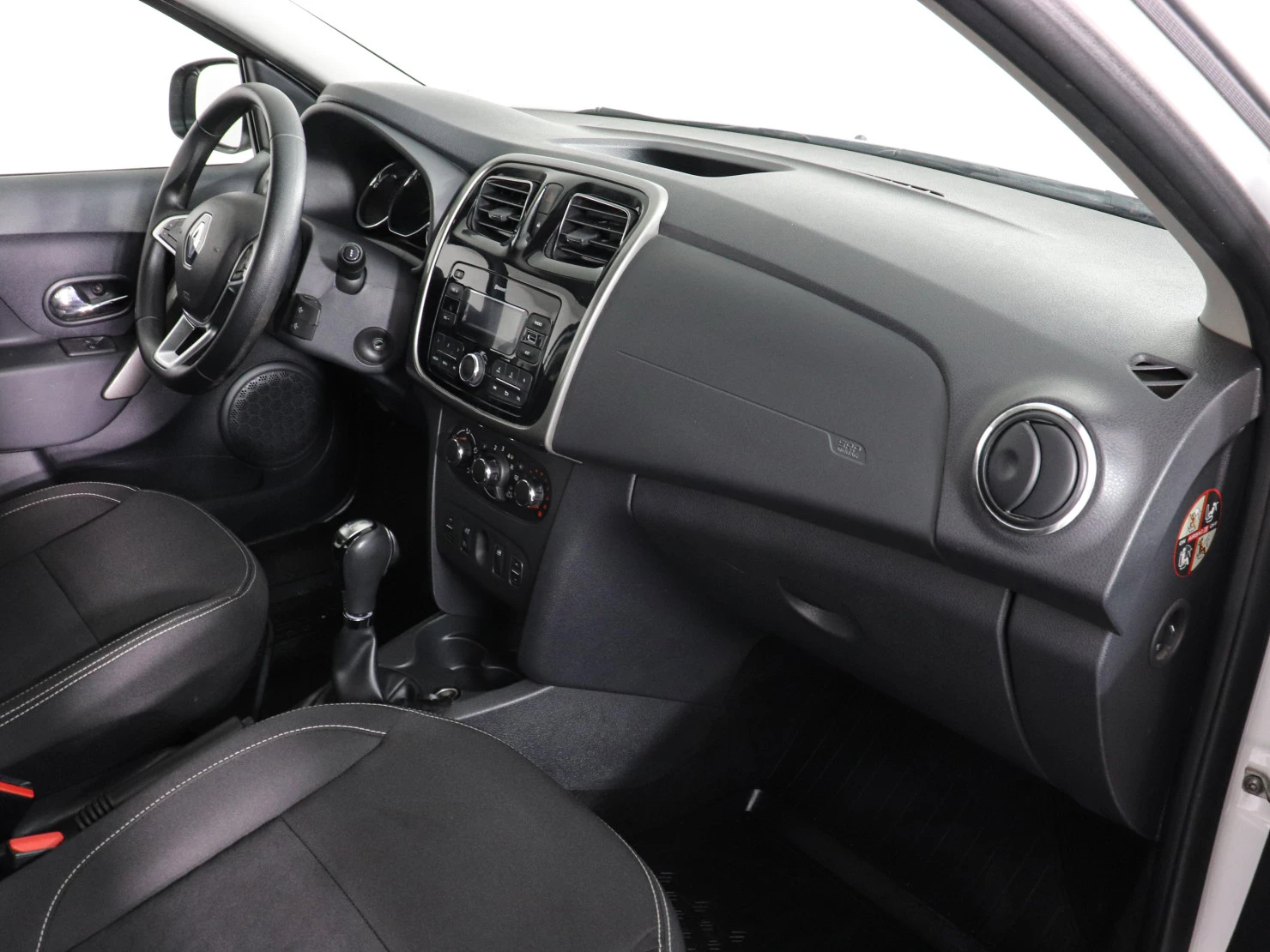 Renault Logan, 2019