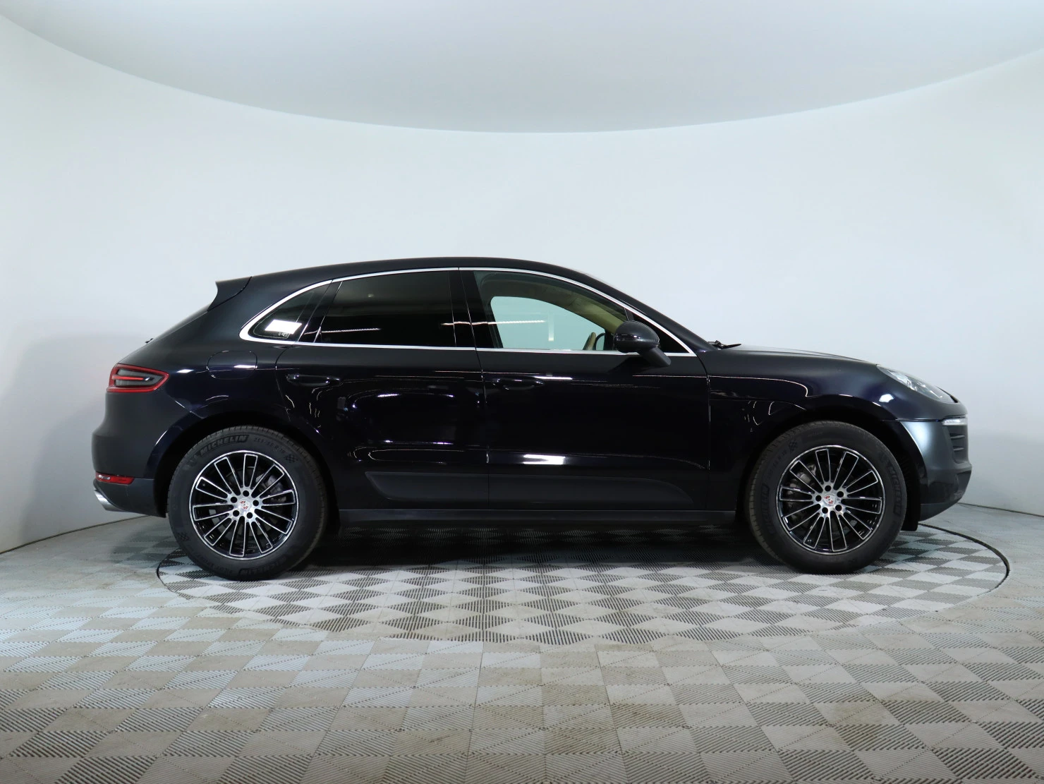 Porsche Macan, 2014