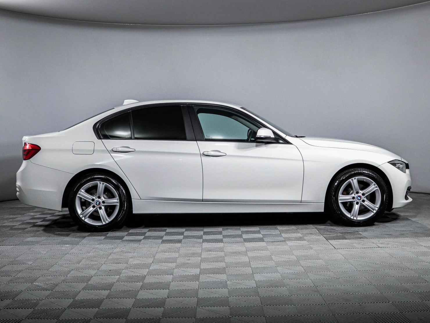 BMW 3 серии, 2015