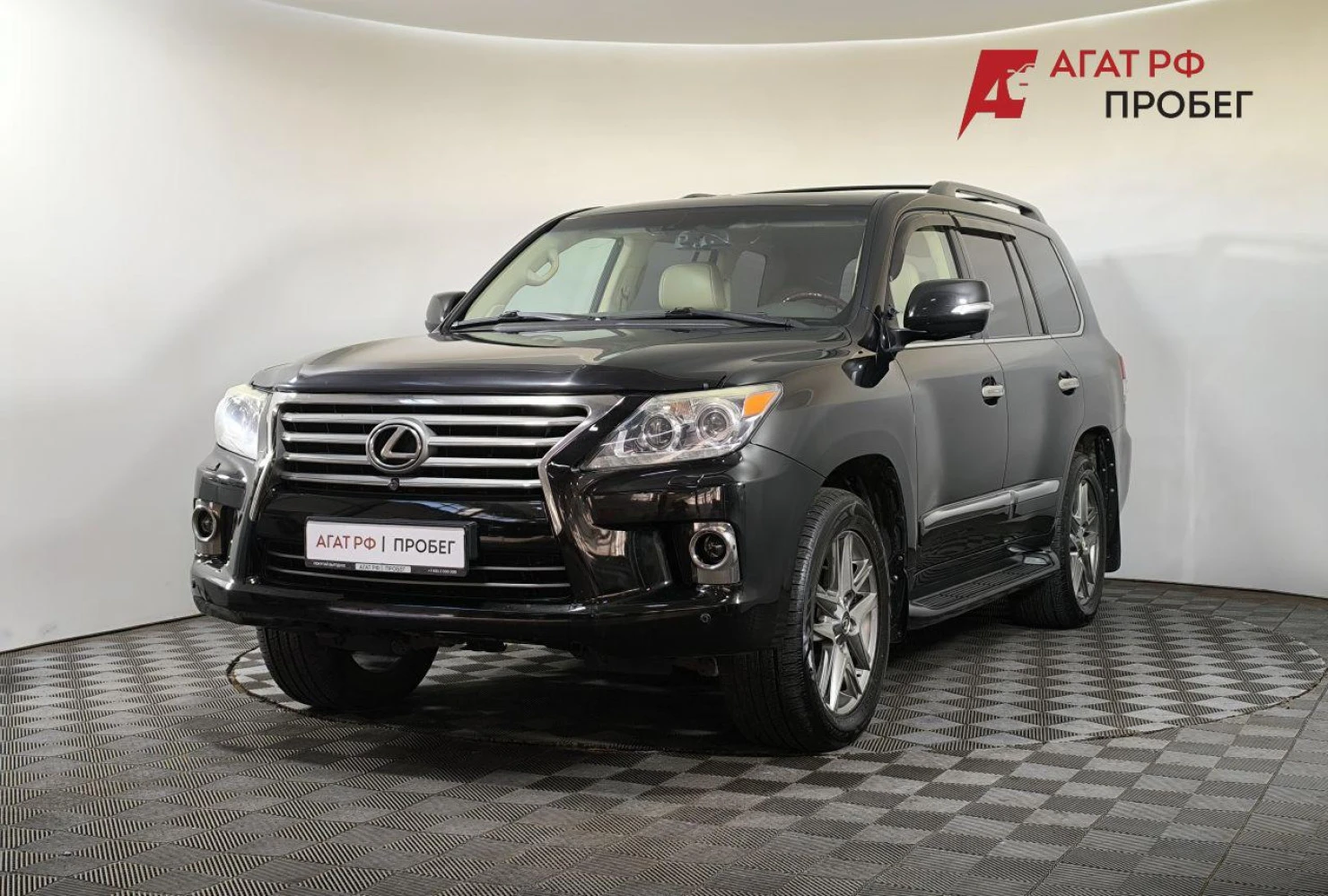 Lexus LX, 2012