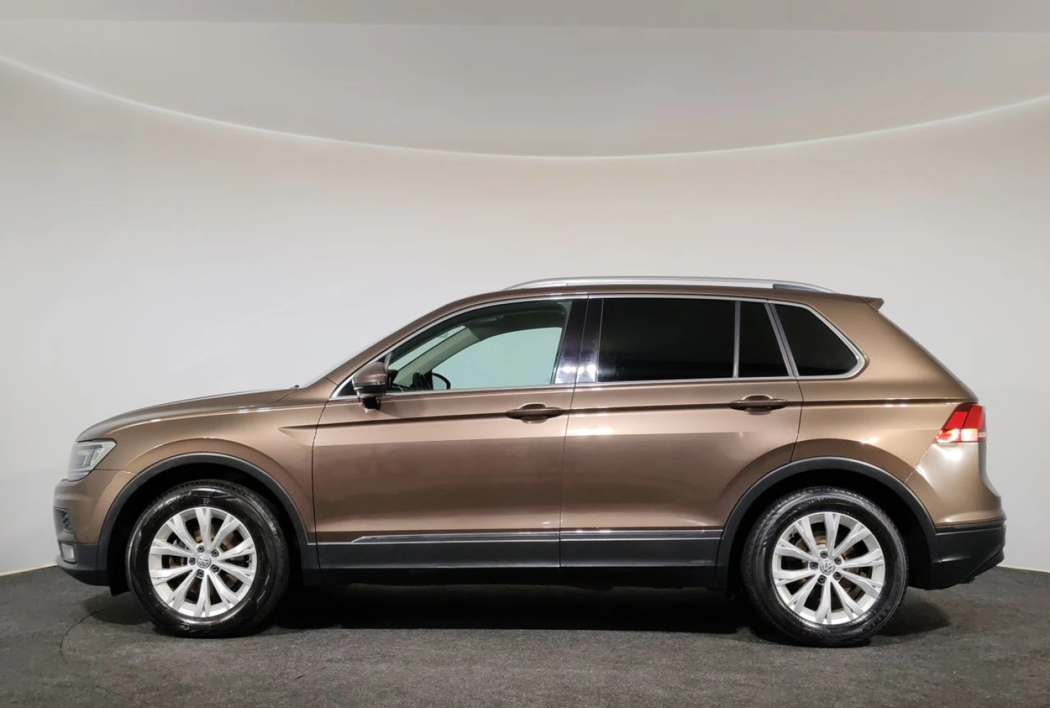 Volkswagen Tiguan, 2018