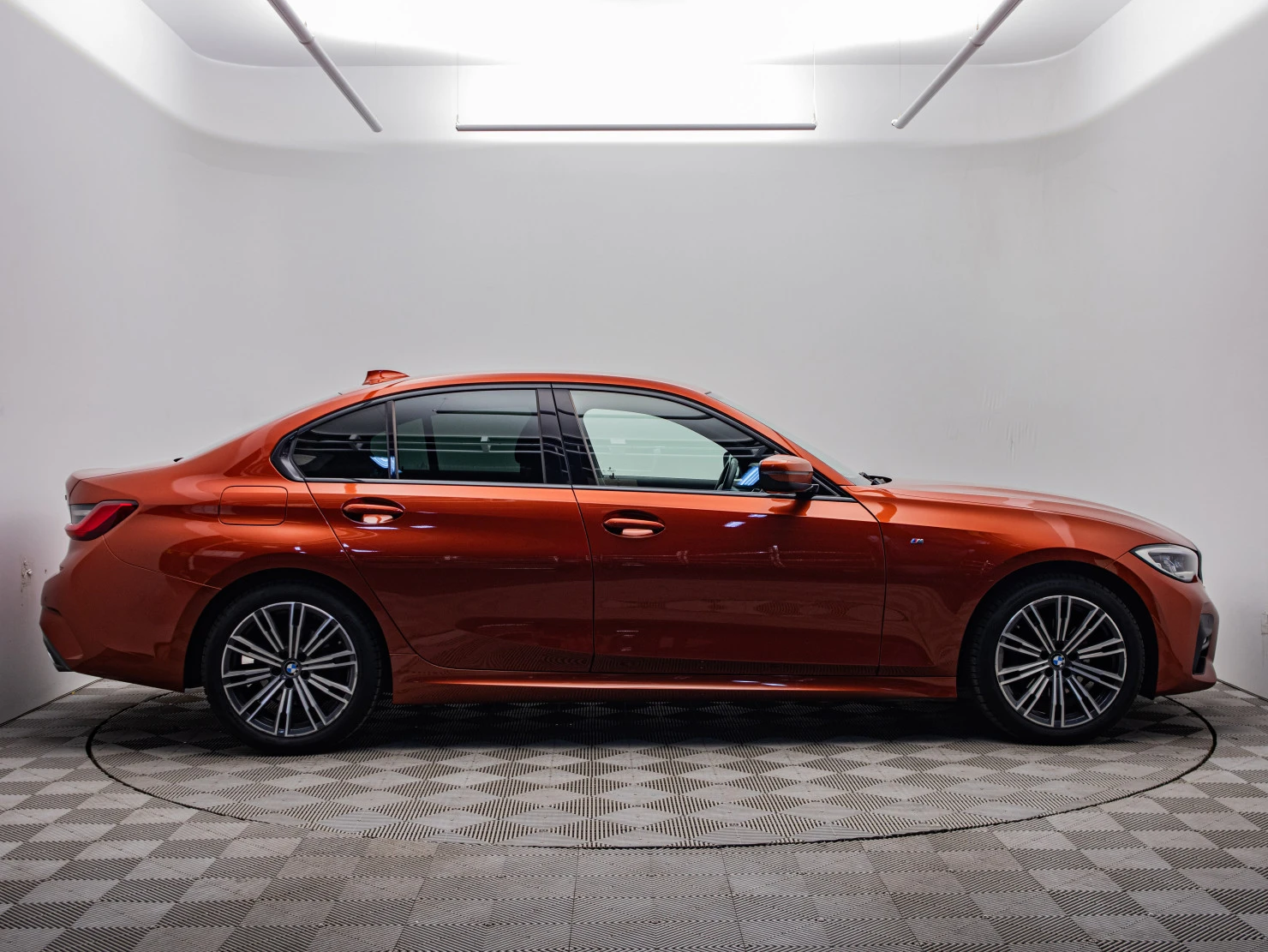 BMW 3 серии, 2021
