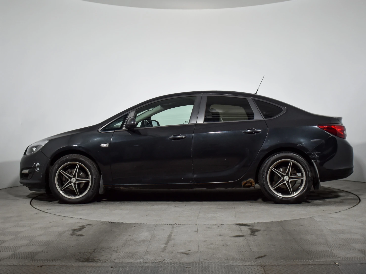 Opel Astra, 2012