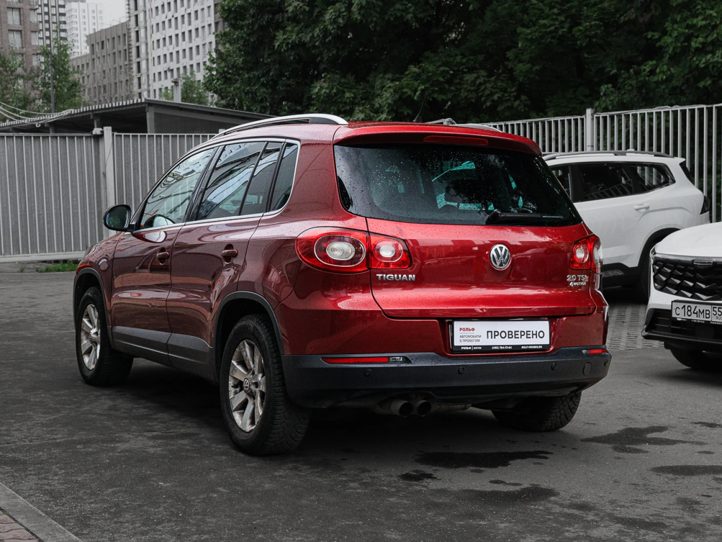 Volkswagen Tiguan, 2011