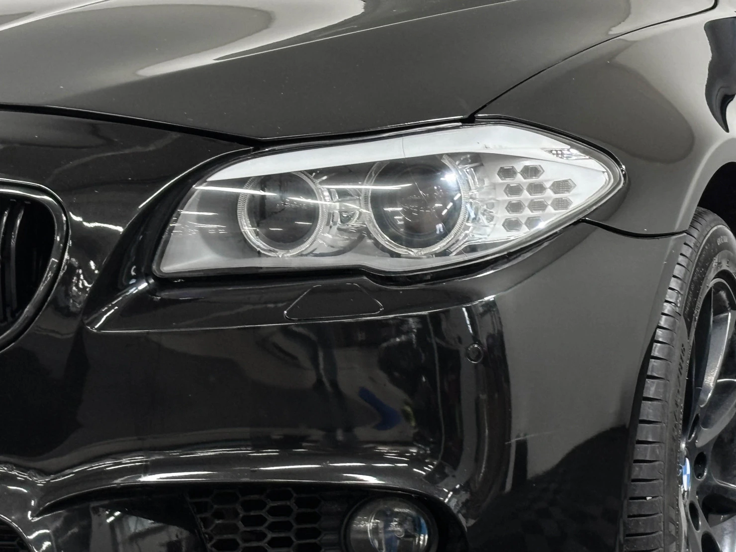 BMW 5 серии, 2011