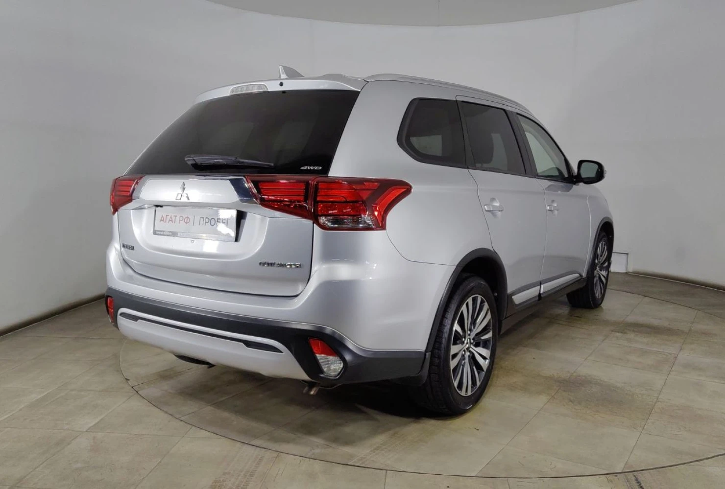 Mitsubishi OUTLANDER, 2019