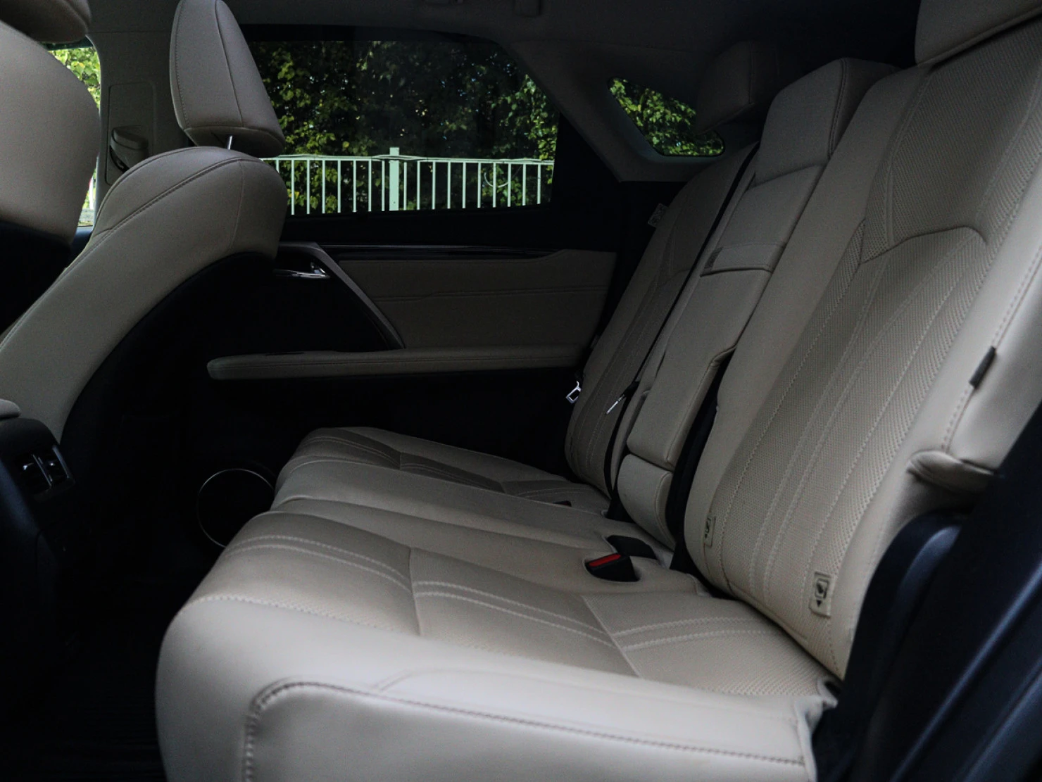 Lexus RX, 2021
