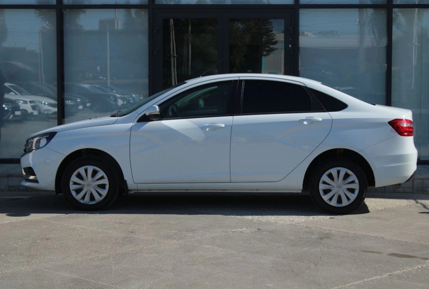 LADA (ВАЗ) Vesta, 2021