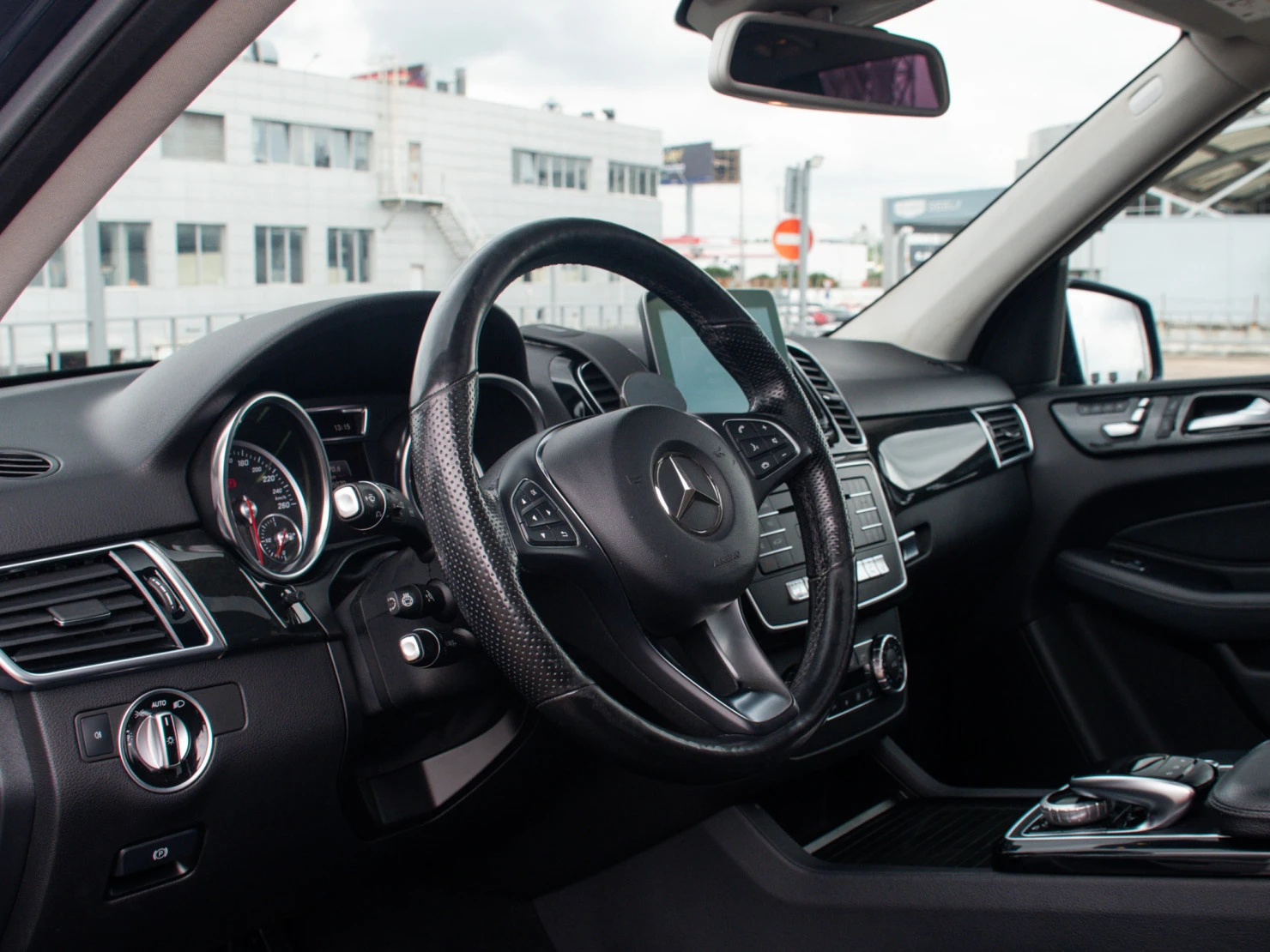Mercedes-Benz GLE, 2016