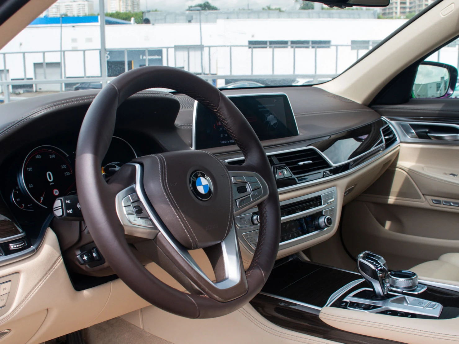 BMW 7 серии, 2017