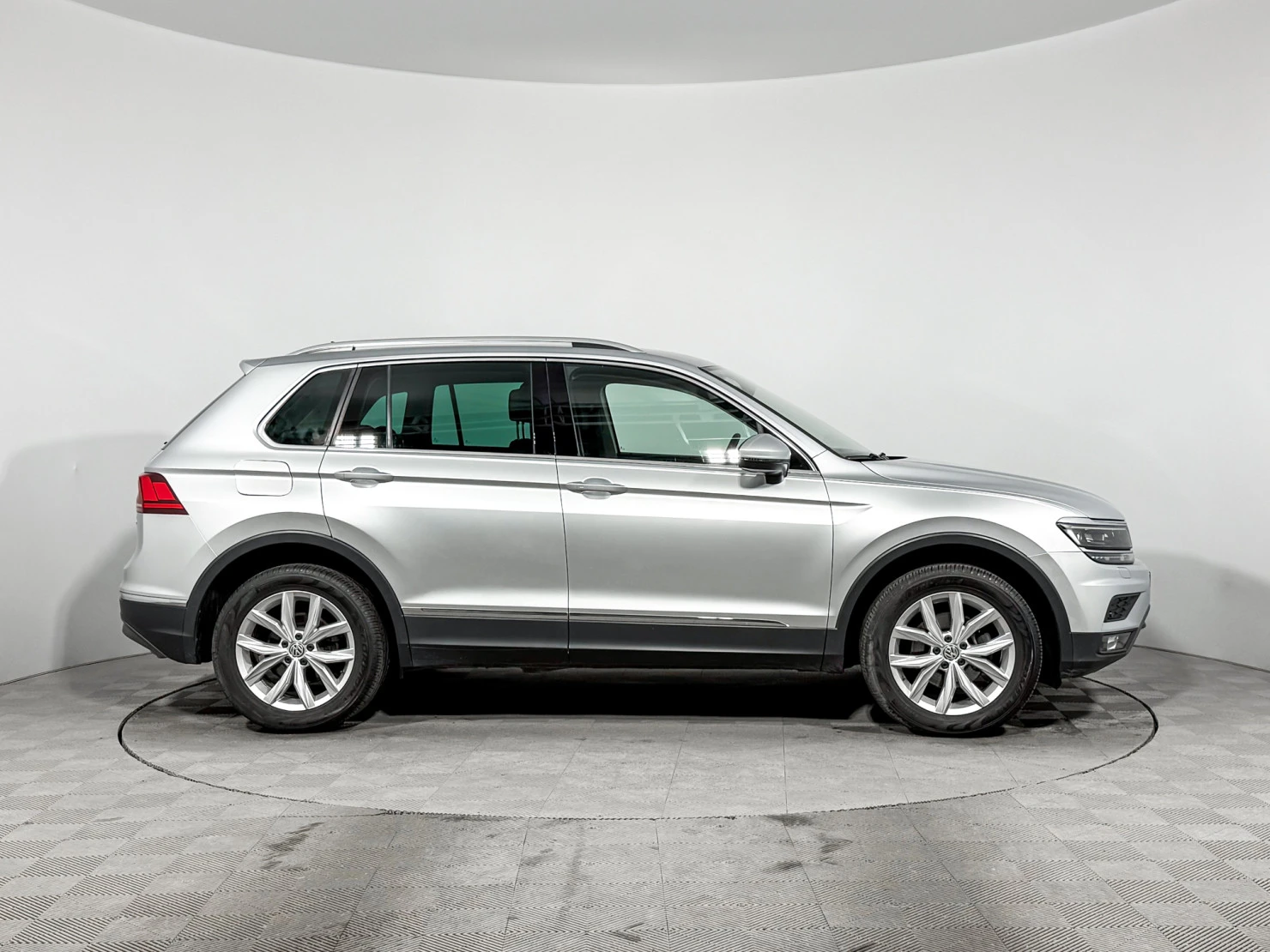 Volkswagen Tiguan, 2017