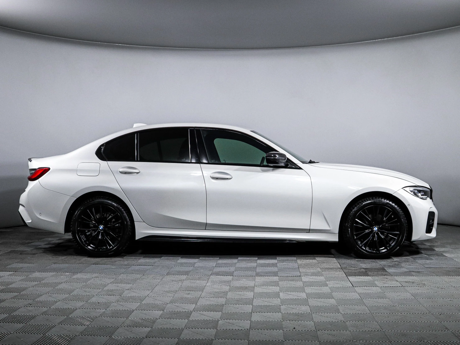 BMW 3 серии, 2020