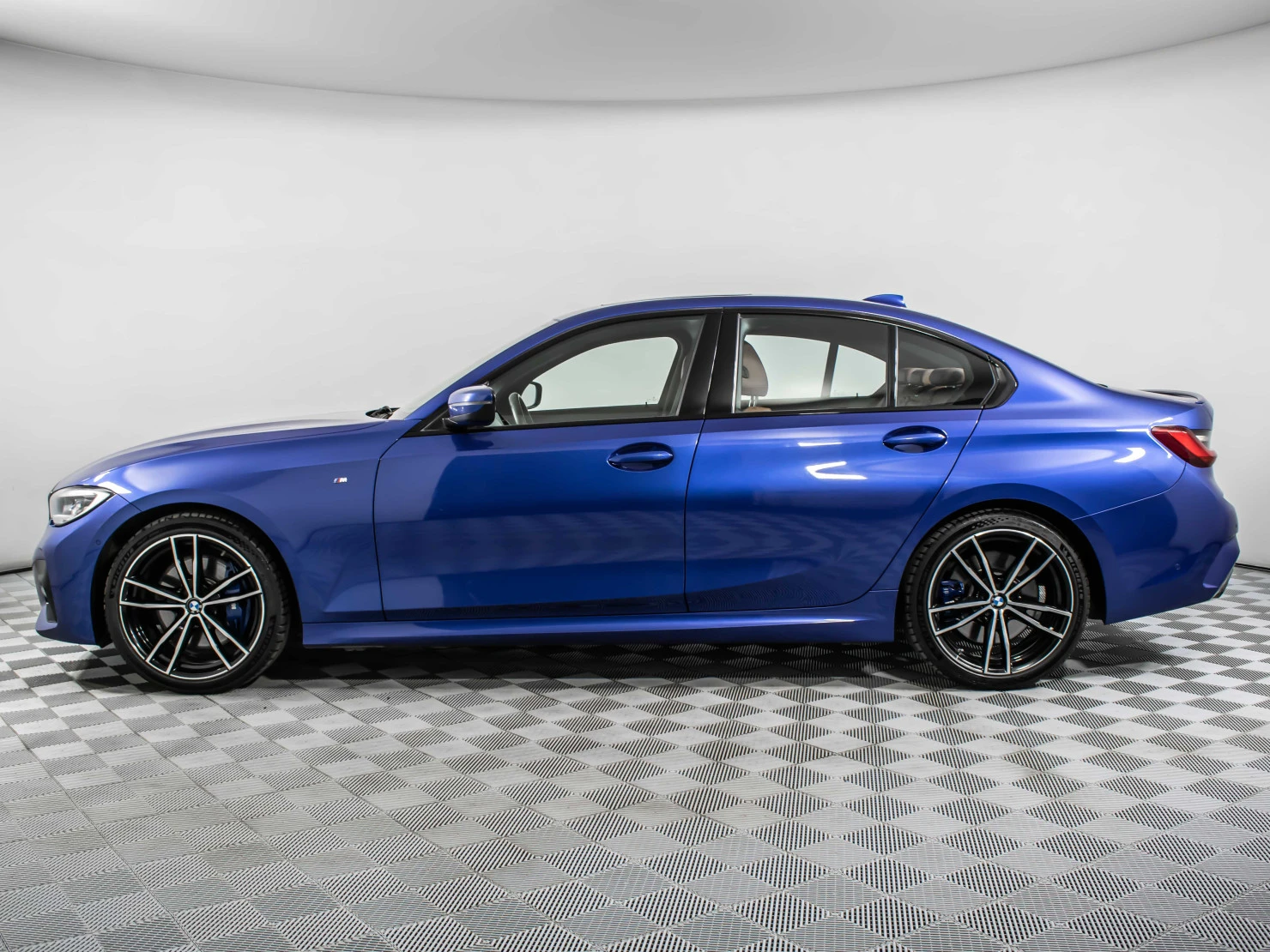 BMW 3 серии, 2020