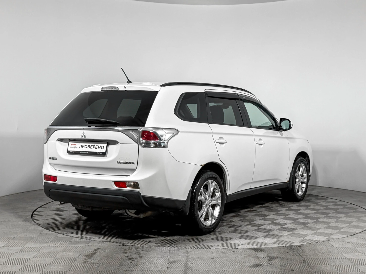 Mitsubishi OUTLANDER, 2013