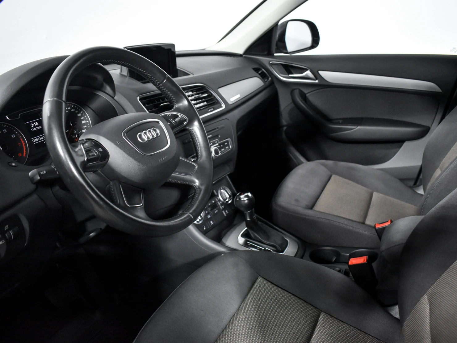Audi Q3, 2013