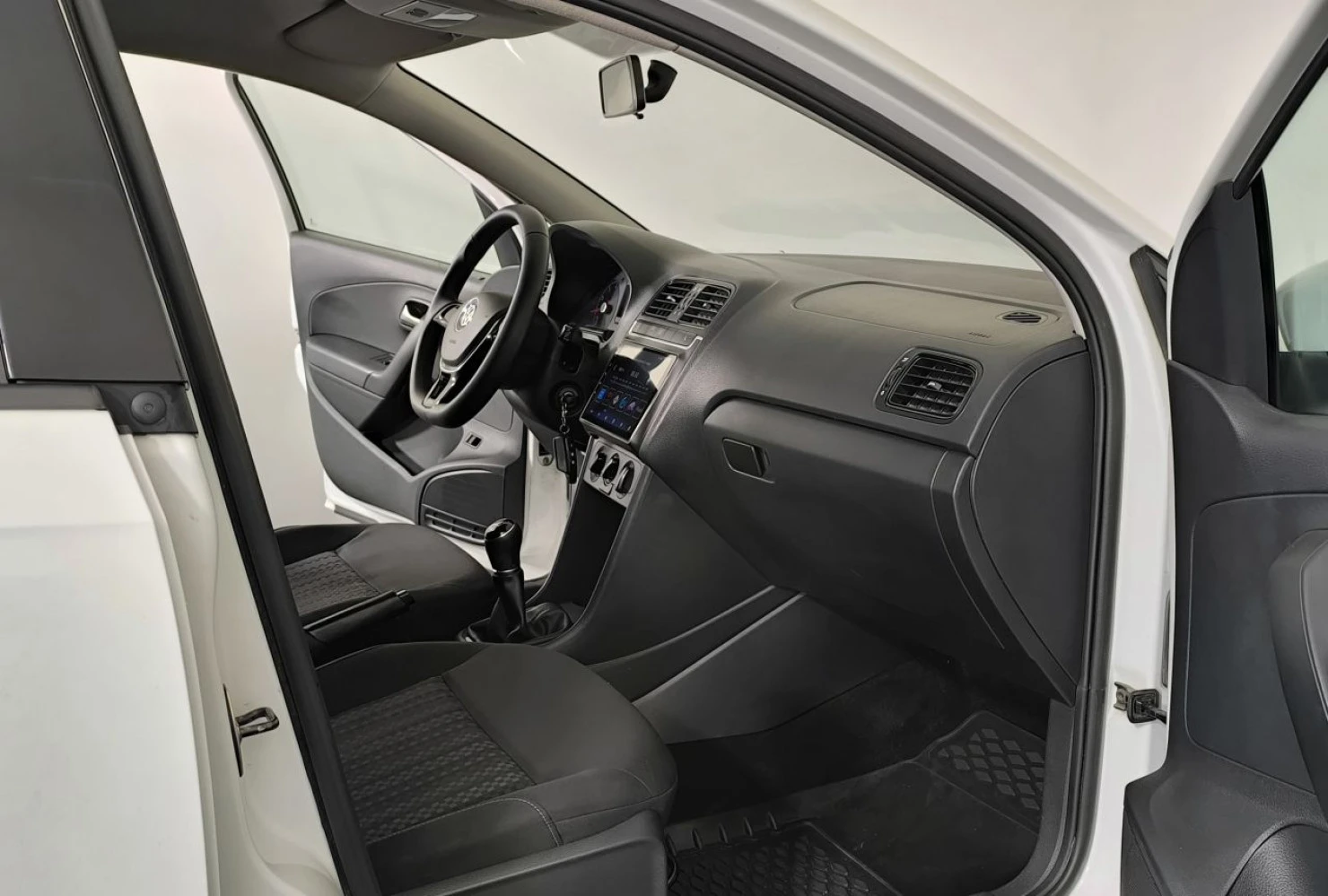 Volkswagen Polo, 2015