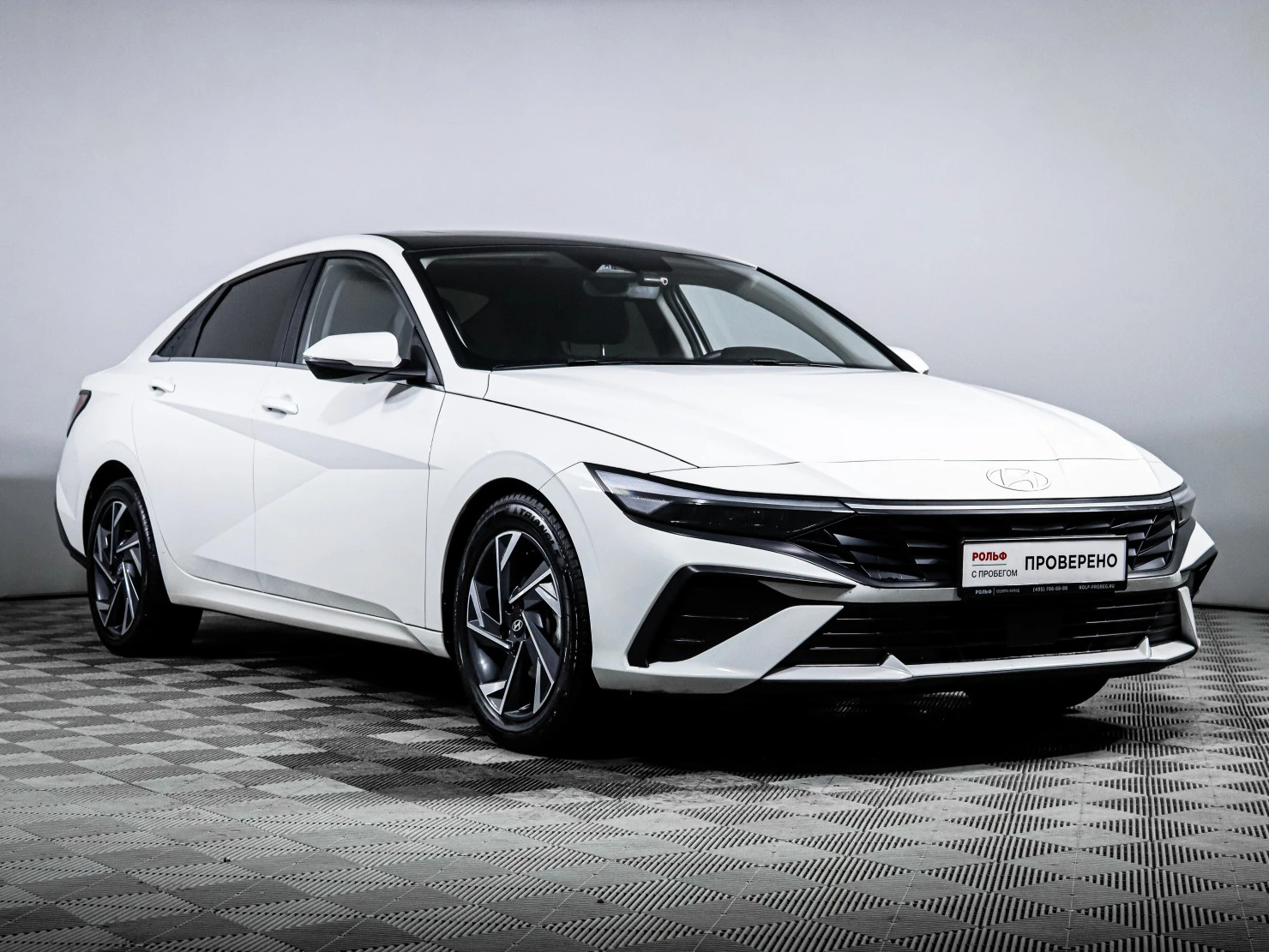 Hyundai Elantra, 2023
