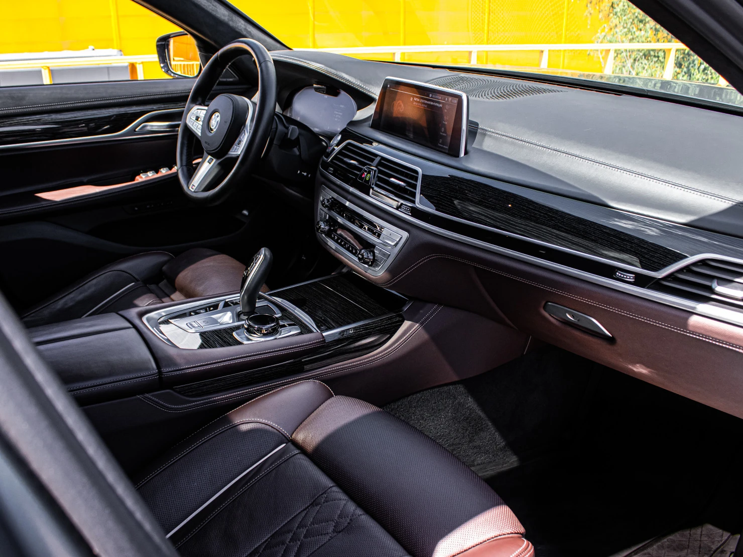 BMW 7 серии, 2020