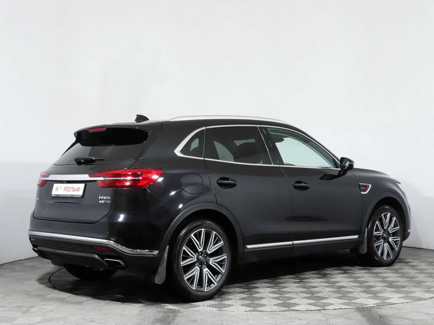 Hongqi HS5, 2024