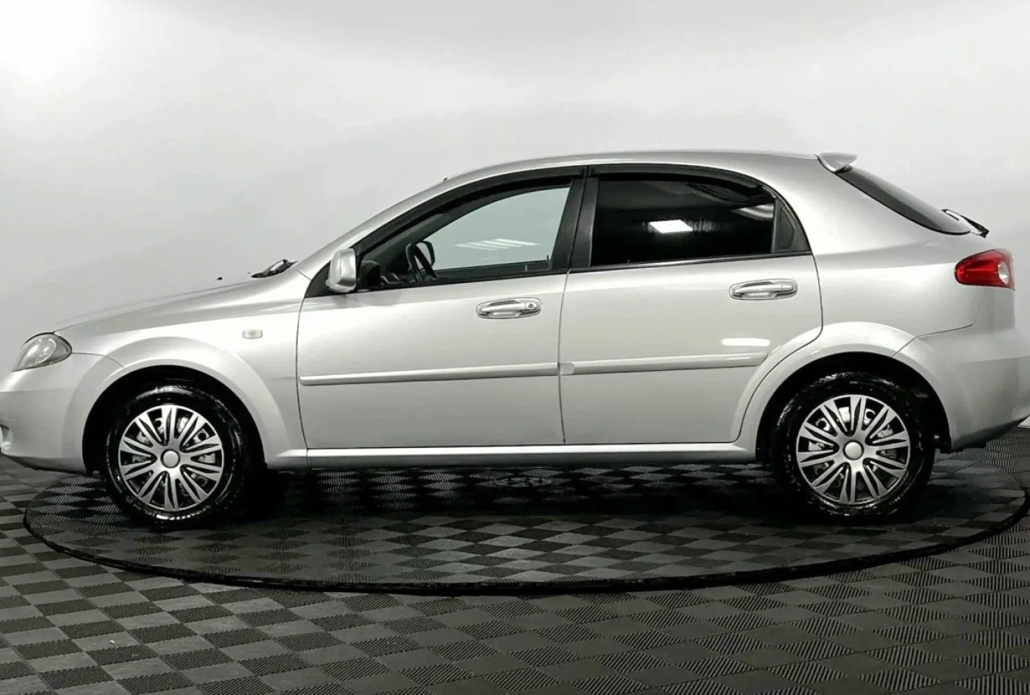 Chevrolet Lacetti, 2010