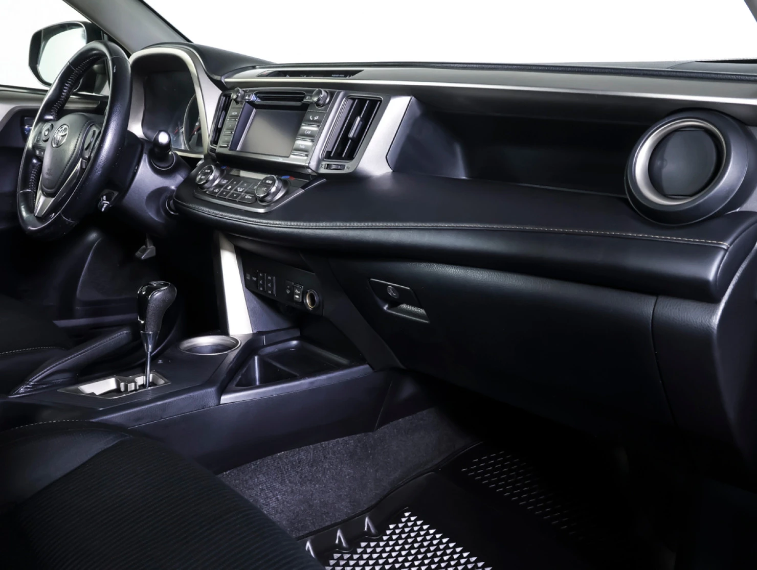 Toyota RAV4, 2013