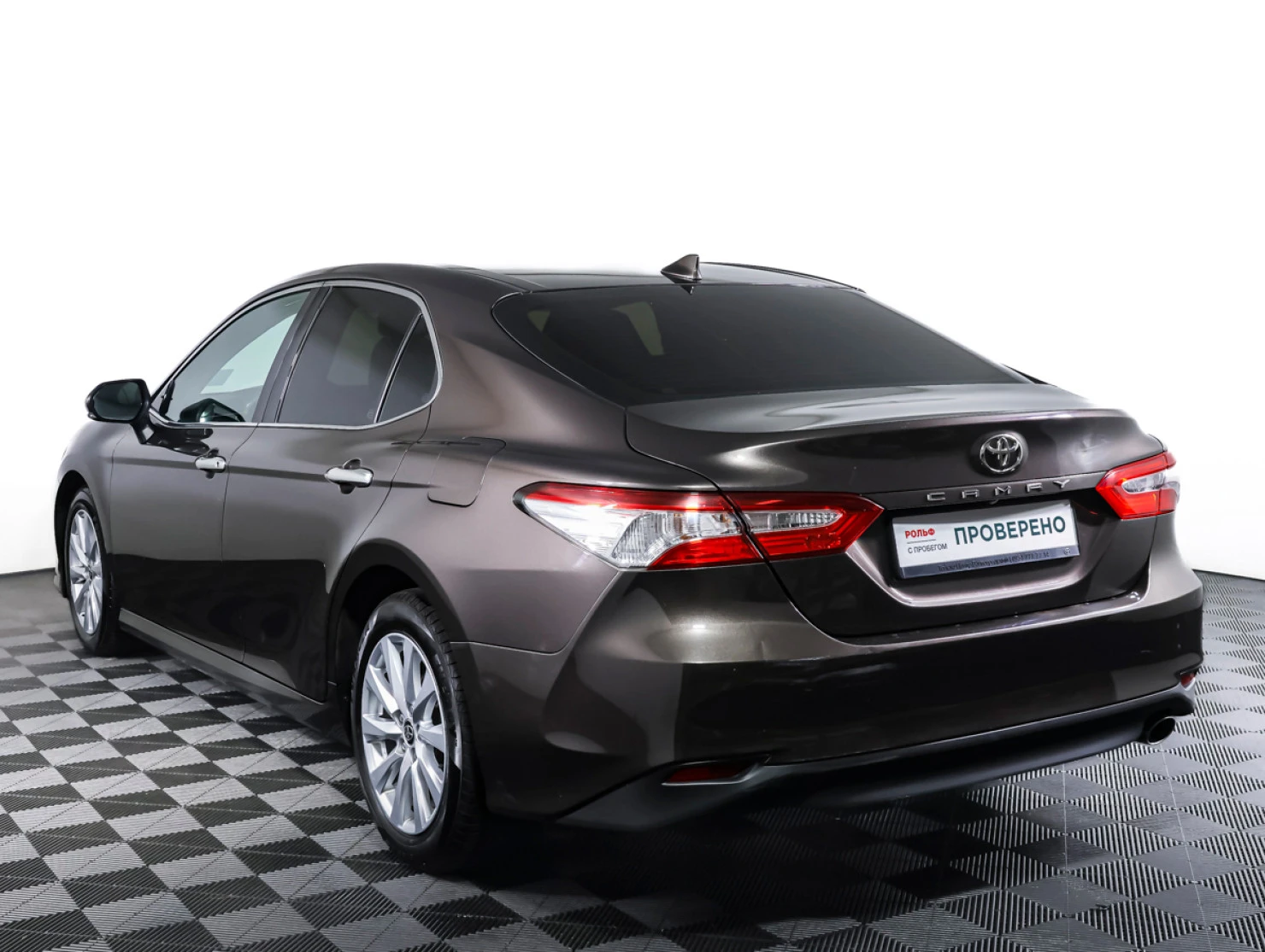 Toyota Camry, 2020
