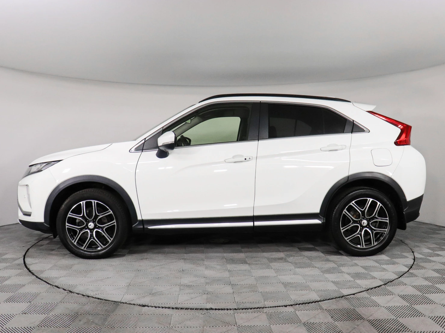 Mitsubishi ECLIPSE CROSS, 2018