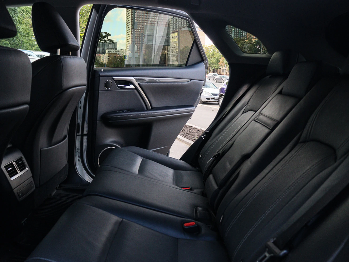 Lexus RX, 2021