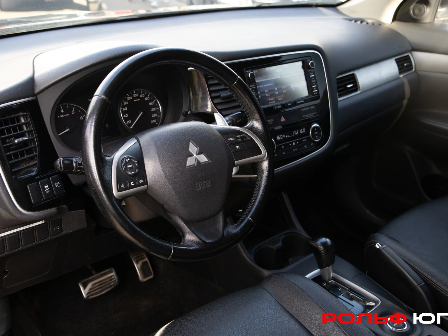 Mitsubishi OUTLANDER, 2013