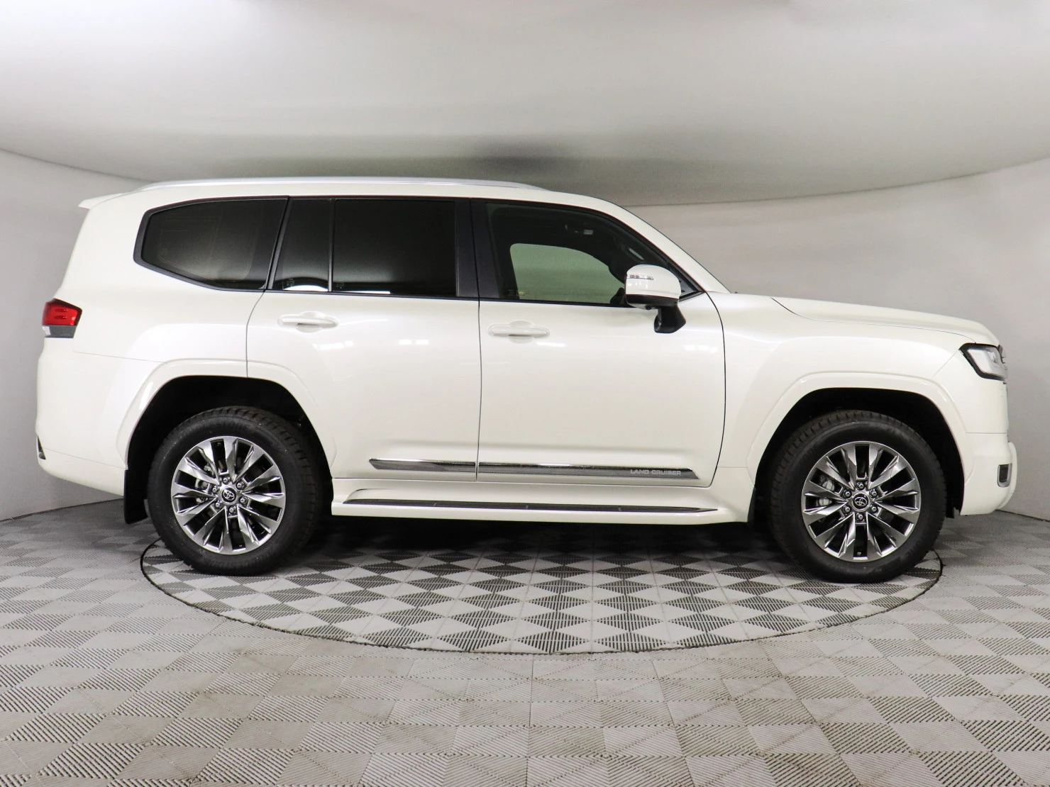 Toyota Land Cruiser, 2022