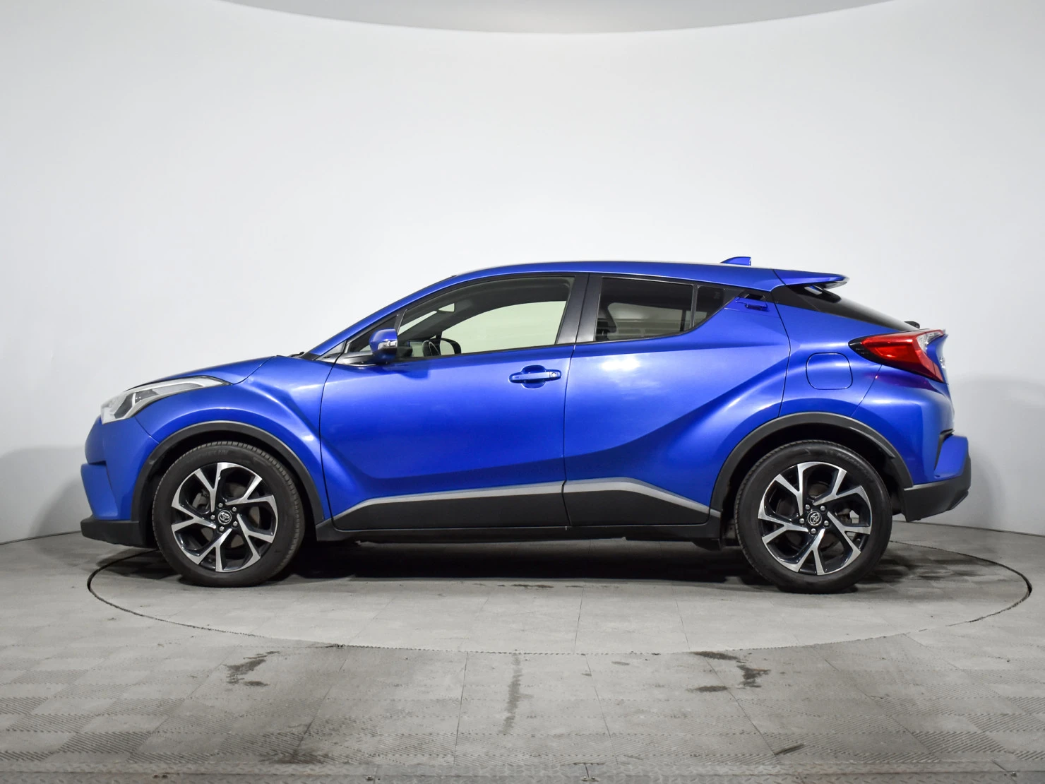 Toyota C-HR, 2018