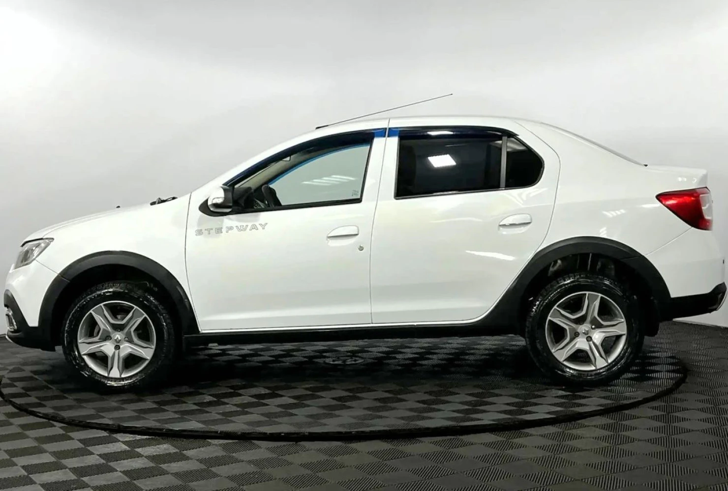 Renault Logan, 2019