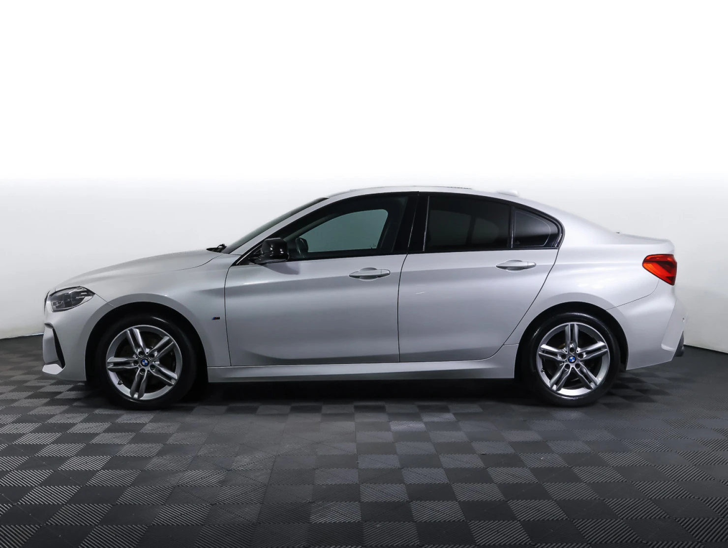 BMW 1 серии, 2020
