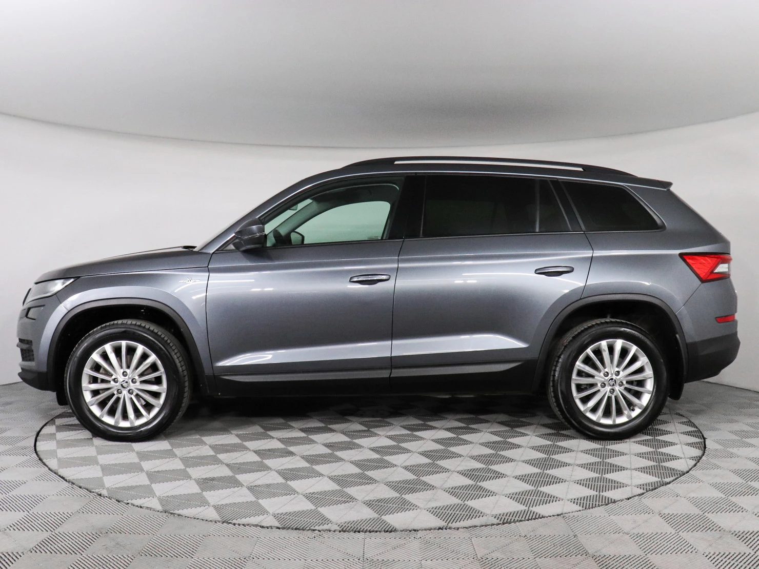 ŠKODA KODIAQ, 2020