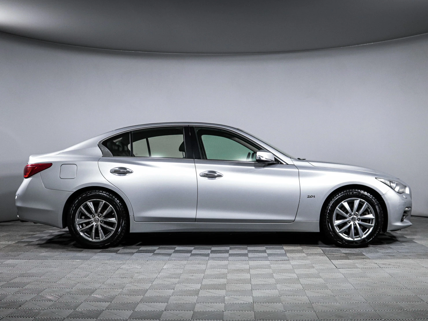 Infiniti Q50, 2014