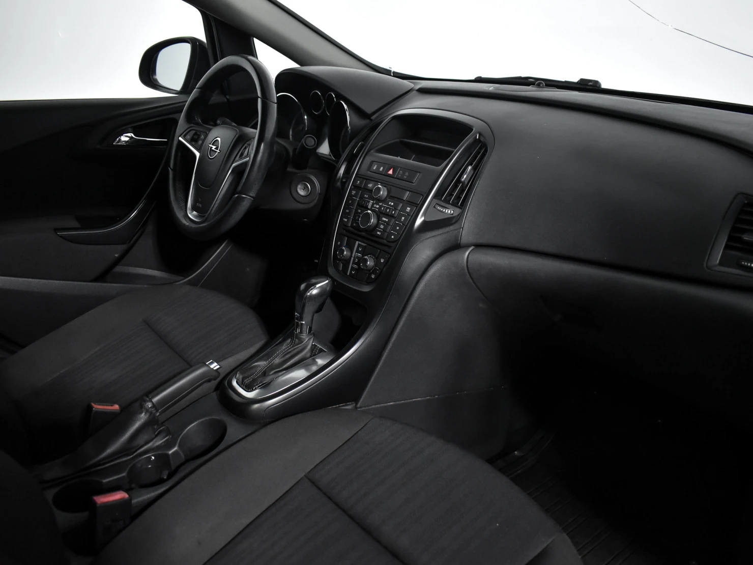 Opel Astra, 2012