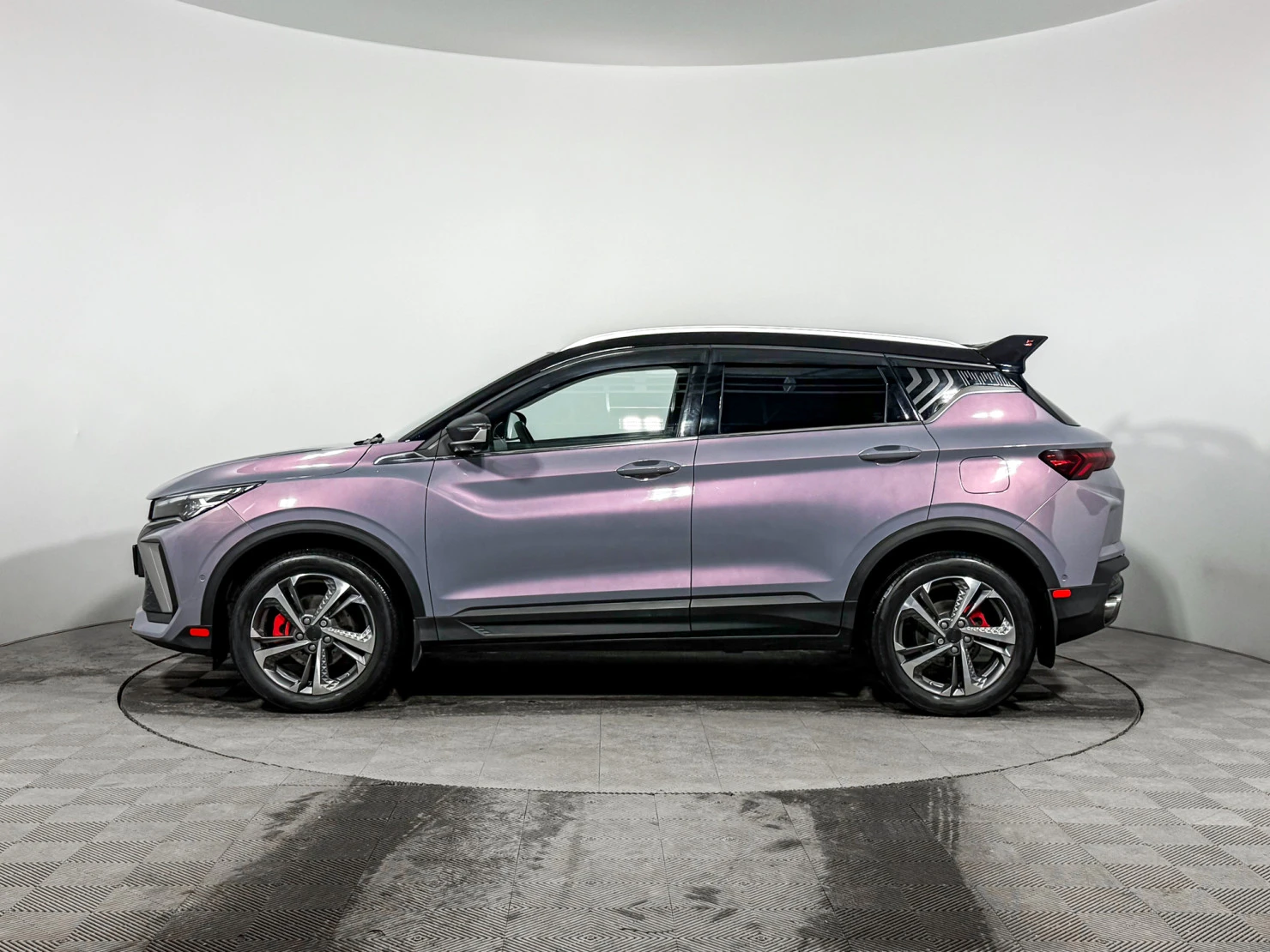 Geely Coolray, 2024