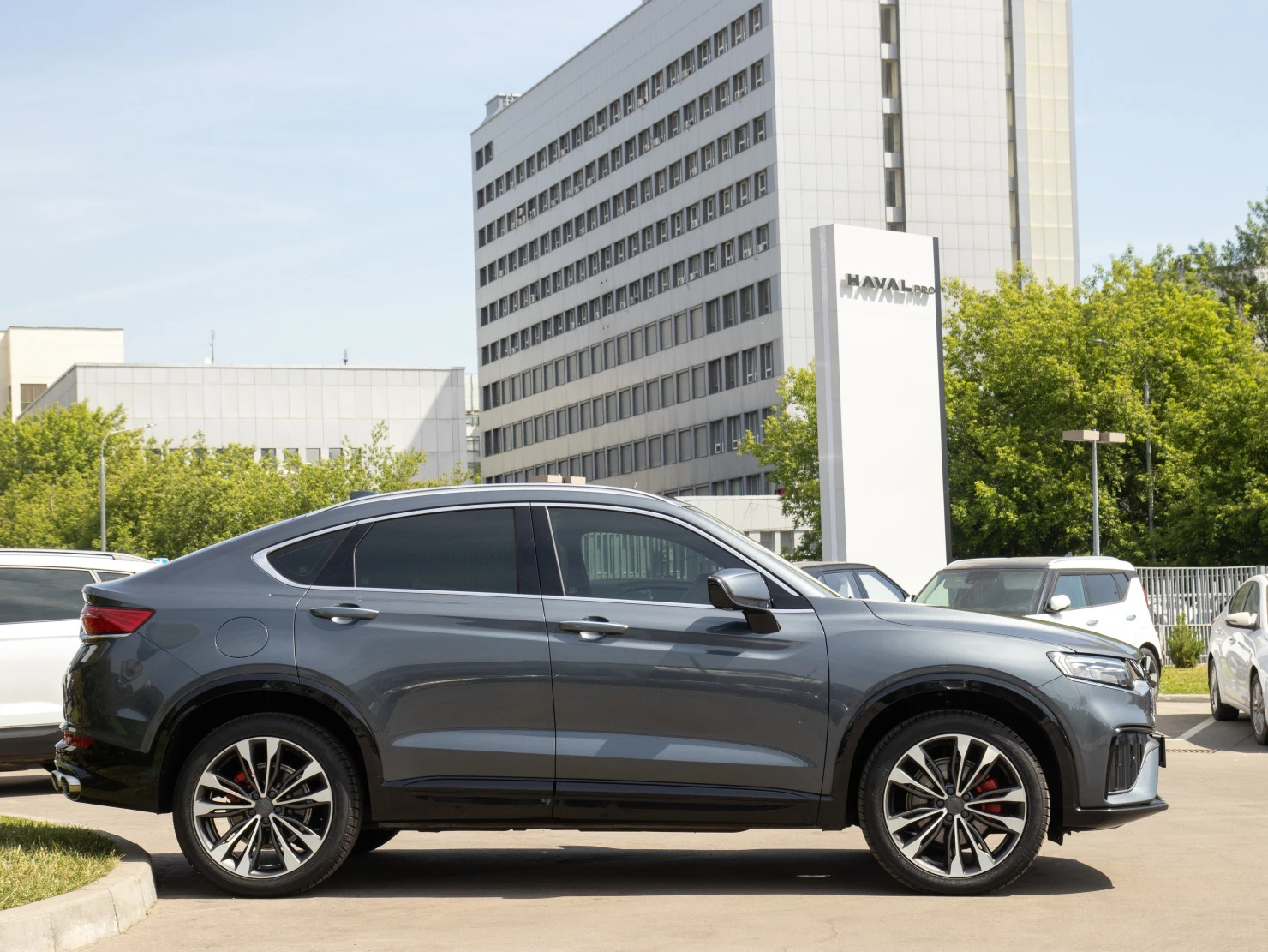 Geely Tugella, 2023