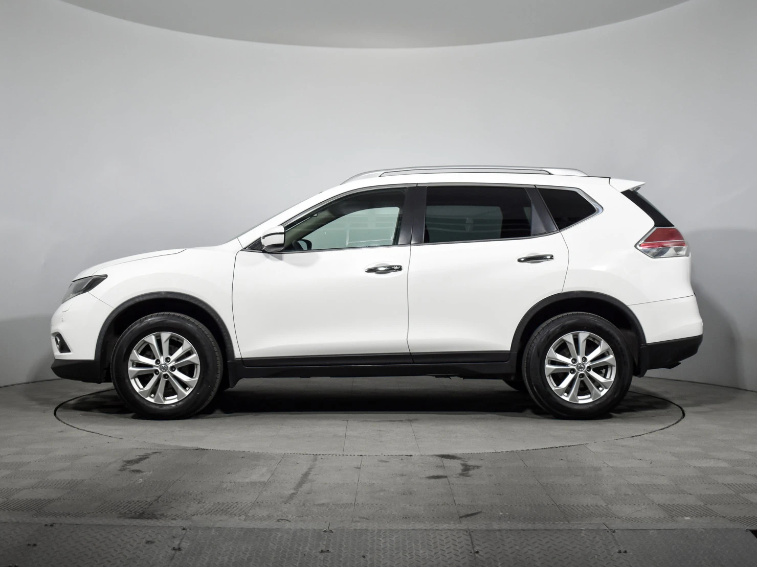 Nissan X-Trail, 2015