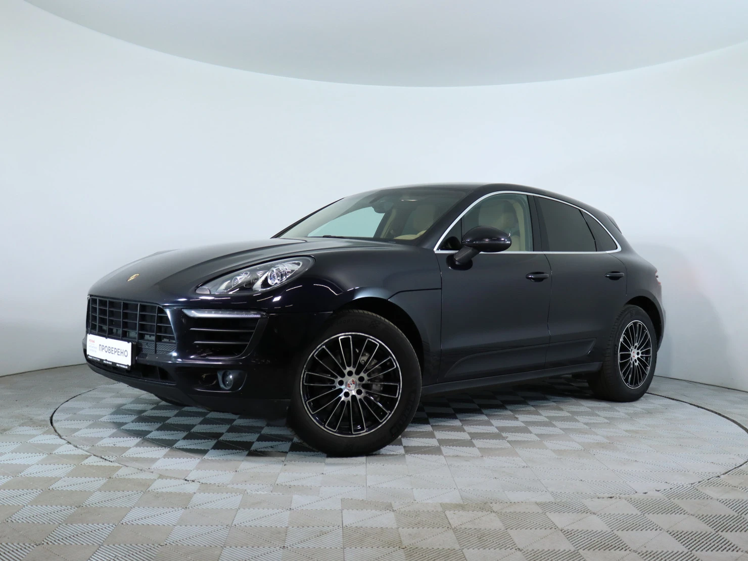 Porsche Macan, 2014